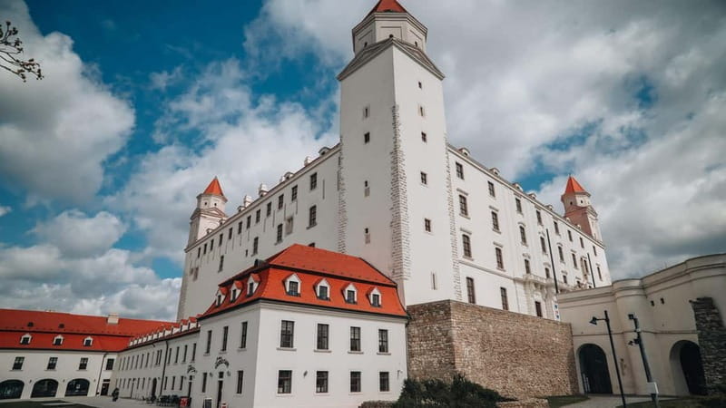 Bratislava and Budapest, two capitals in one day - Key points / Takeaways