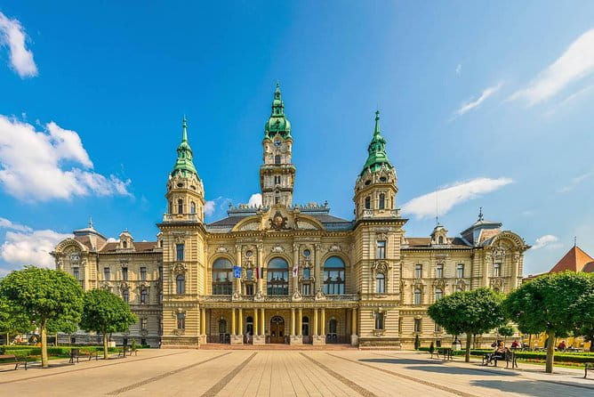 Bratislava-Budapest One-Way Sightseeing Transfer - FAQs