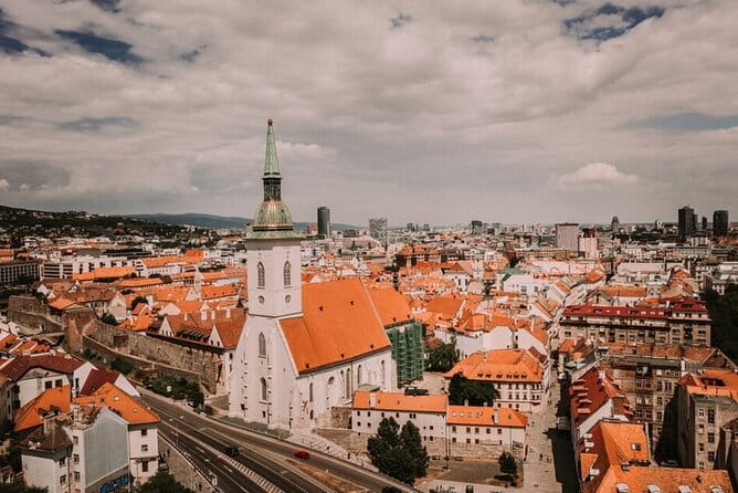 Bratislava City Walking Tour with Castle Ticket - FAQ