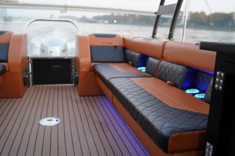 Bratislava: Private Danube River Cruise with Drinks - Itinerary Breakdown: What to Expect