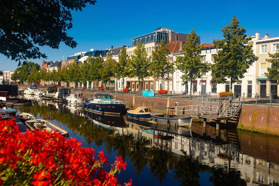 Breda: Walking Tour With Audio Guide on App - Tour Features