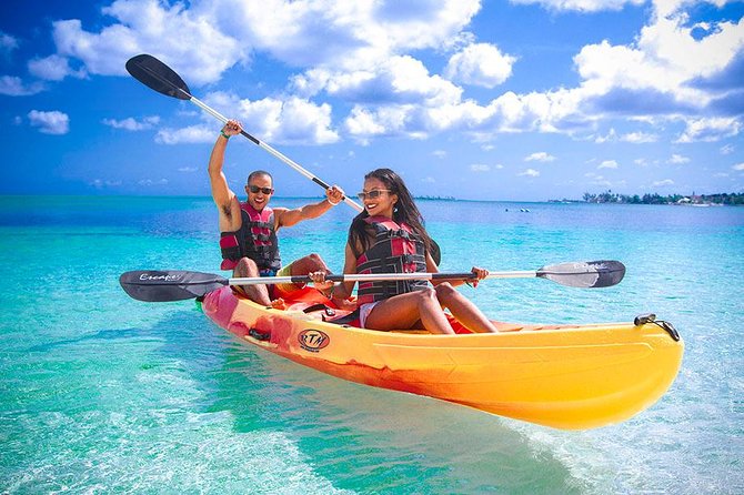 Breezes Resort Day Pass - Convenient Location and Hours