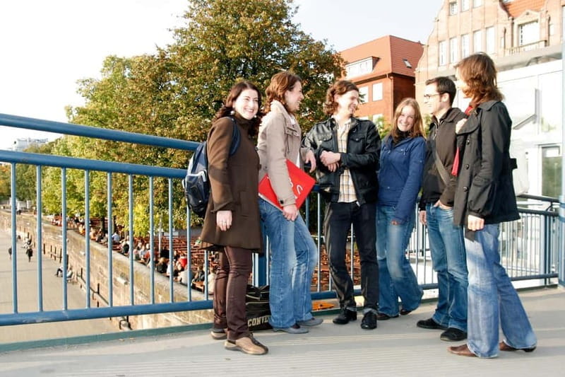 Bremen from above! Rooftop tour with the roof of the Kunsthalle Bremen - The Highlights of the Roofs and Landmarks