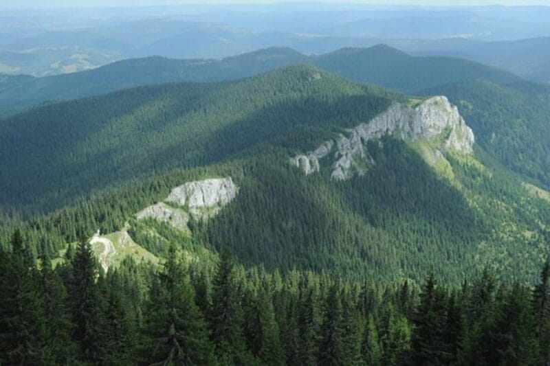 Bridal Veil Falls Rachitele : Oradea 1 day tour by car - A Deep Dive into the Rachitele Waterfall Experience