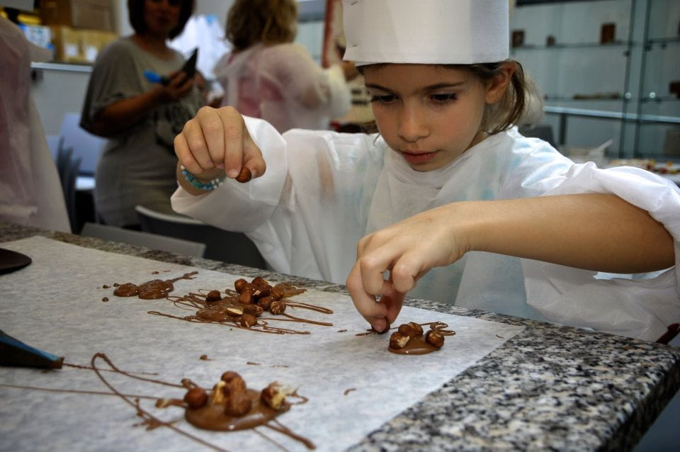 Bruges: Chocolate Making Workshop and Chocolate Museum Entry - Combined Museum Ticket Options