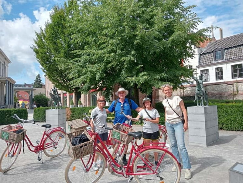 Bruges: Guided Retro Bike Tour of Highlights and Hidden Gems - A Ride Through Bruges Heart and Hidden Corners