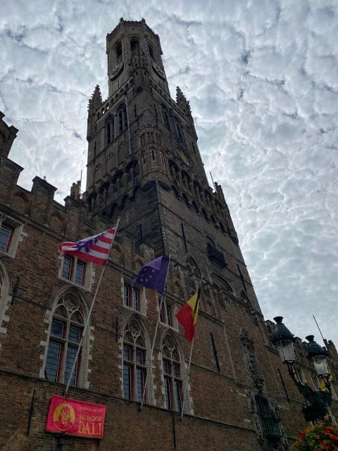 Bruges Guided Walking Tour: Stories, Mysteries and People - Key Points