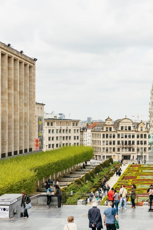 Brussels: City Highlights Walking Tour and Food Tasting - Food and Drink Tastings