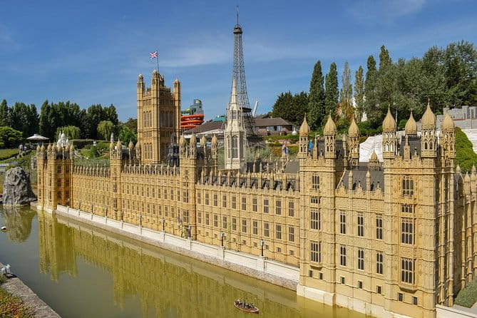 Brussels European Quarter And The Atomium - Visiting the EU Parliament and Parlamentarium