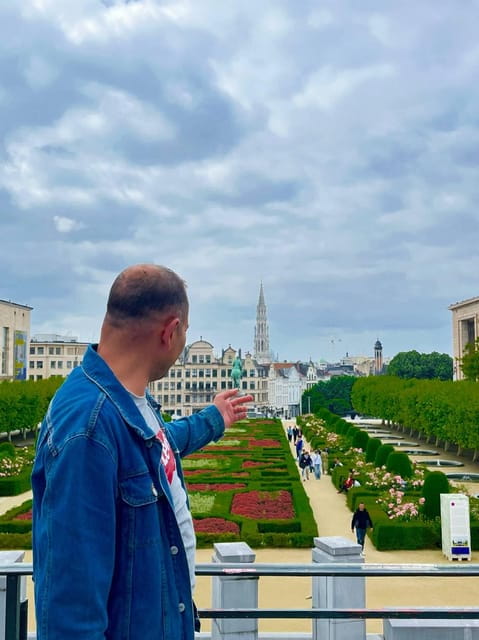 Brussels: Walking tour about Tintin and Belgian Art - Exploring Brussels Through Art and History: A Detailed Look