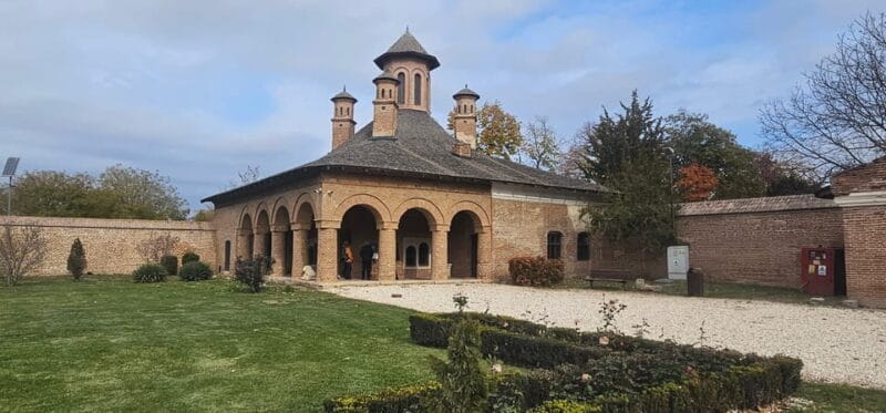 Bucharest City Tour 3 Hours, photo stops and visits - Who Will Love This Tour?