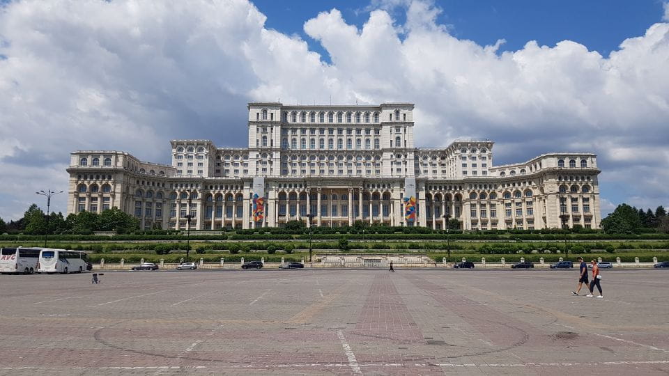 Bucharest City Tour 4h - Transportation and Comfort