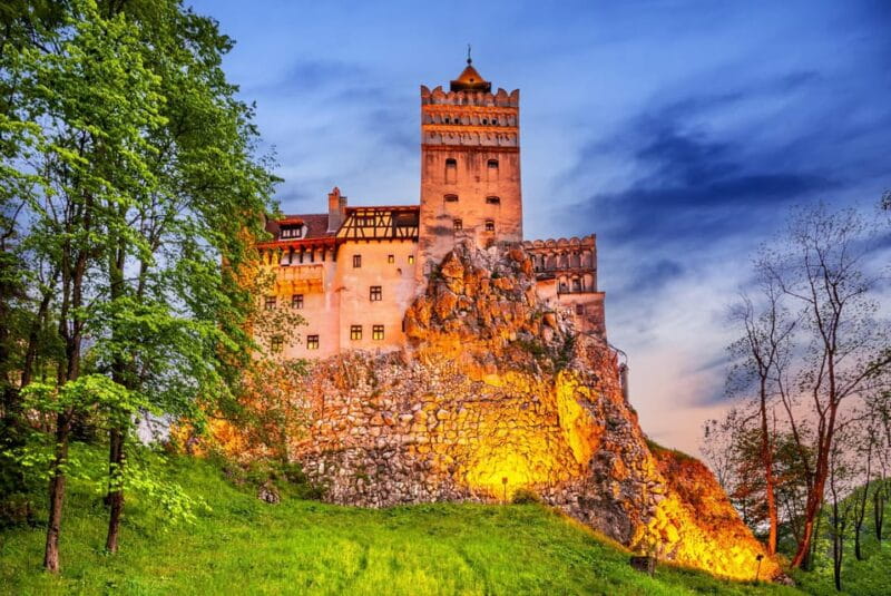 Bucharest : Dracula Castle, Peles Castle and Brasov Day Trip - Discovering Romania in a Day: Peles, Bran, and Brasov