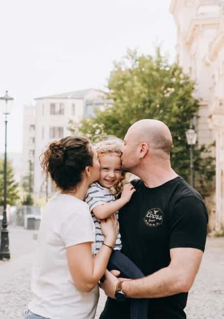 Bucharest: Essential Photo Session in the Charming Streets - Key points / Takeaways