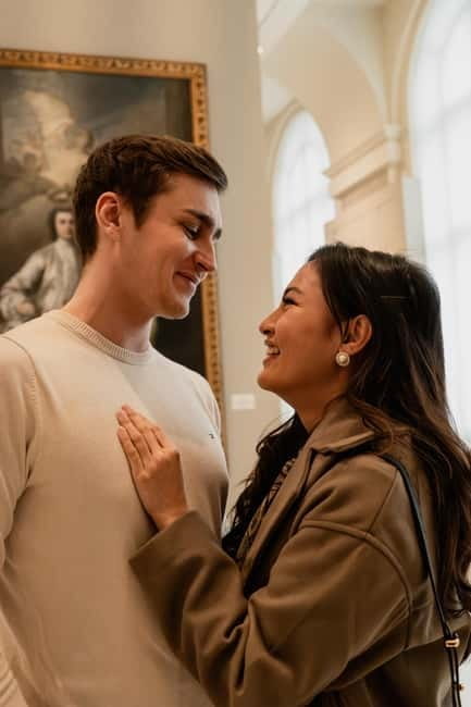 Bucharest: Essential Photo Session in the Charming Streets - Exploring Bucharest in a Flash: A Photographer’s View of the City