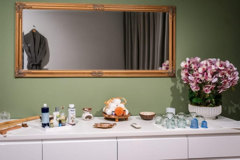 Bucharest: Harmony Wellness Center Massage Treatments - Entering the Tranquil World of Harmony Wellness