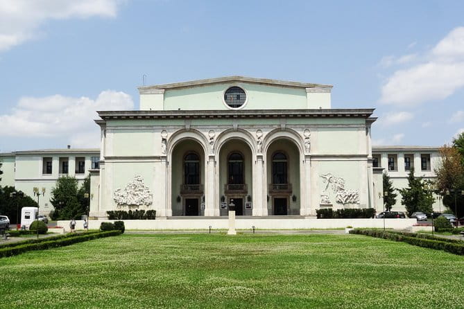 Bucharest Private City Tour - Why this tour stands out