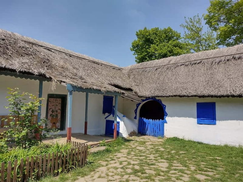 Bucharest Private City Tour 4h with Hotel Pickup & Drop-Off - FAQ