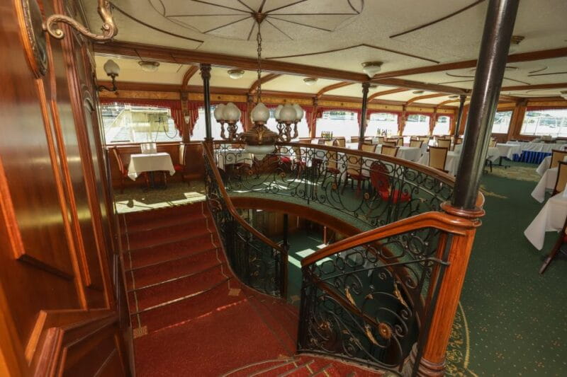 Budapest: 1 hr Sunshine Booze Cruise with Prosecco - The Experience: What You Can Expect