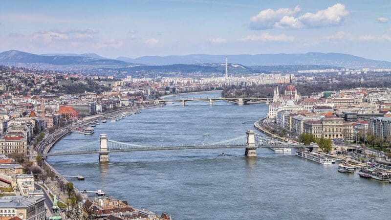 Budapest: 2 Hour City Highlights Tour with Local - FAQs