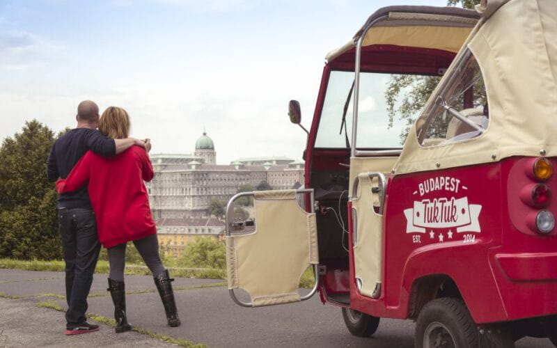 Budapest: 2-Hour Private TukTuk Tour - Key points / Takeaways