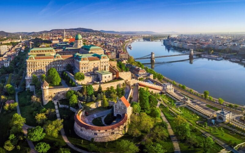Budapest: 3-hour City Tour with Castle Walk + 1-hour Cruise - The Castle Hill Walk: Stepping Into Budapest’s Historic Heart