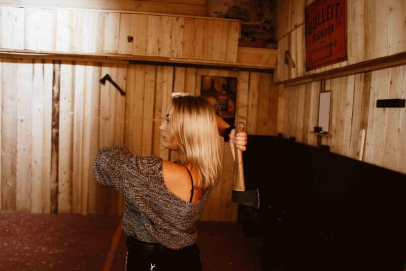Budapest: Axe Throwing Experience - Friendly Competition and Sharing Tips