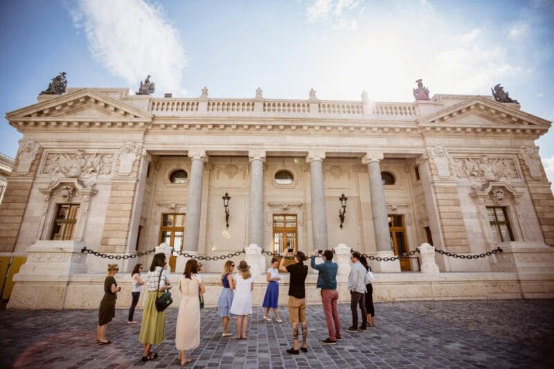 Budapest: Buda Castle Walk with Saint Stephen's Hall - Who Might Not Love It?