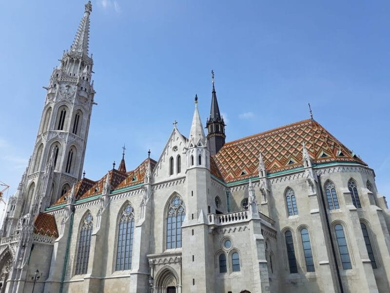 Budapest: Buda Castle Walking Tour & Folk Music Performance - Discover the Buda Castle District with a Guided Tour and Folk Music Performance
