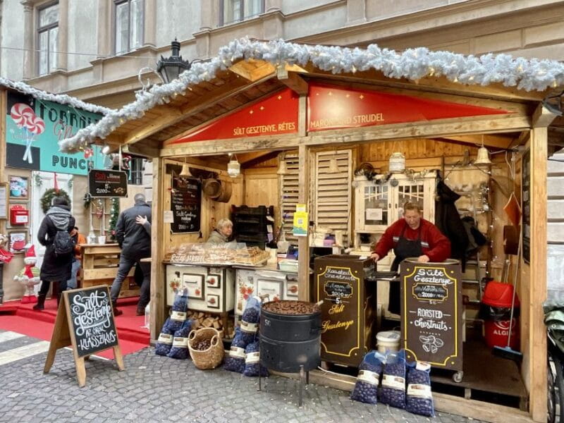 Budapest: Christmas Market Guided Walking Tour with Tastings - FAQ