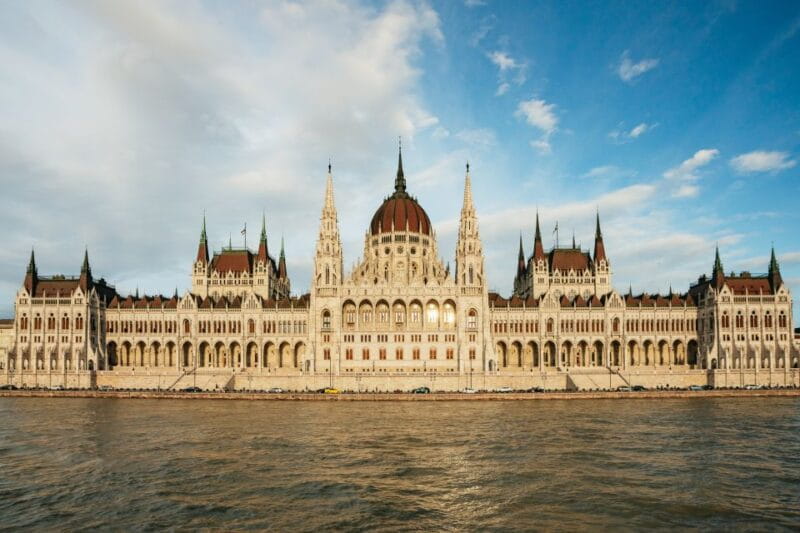 Budapest: Danube River City Lights Express Cruise - A Practical Guide to the Budapest Danube River Lights Cruise