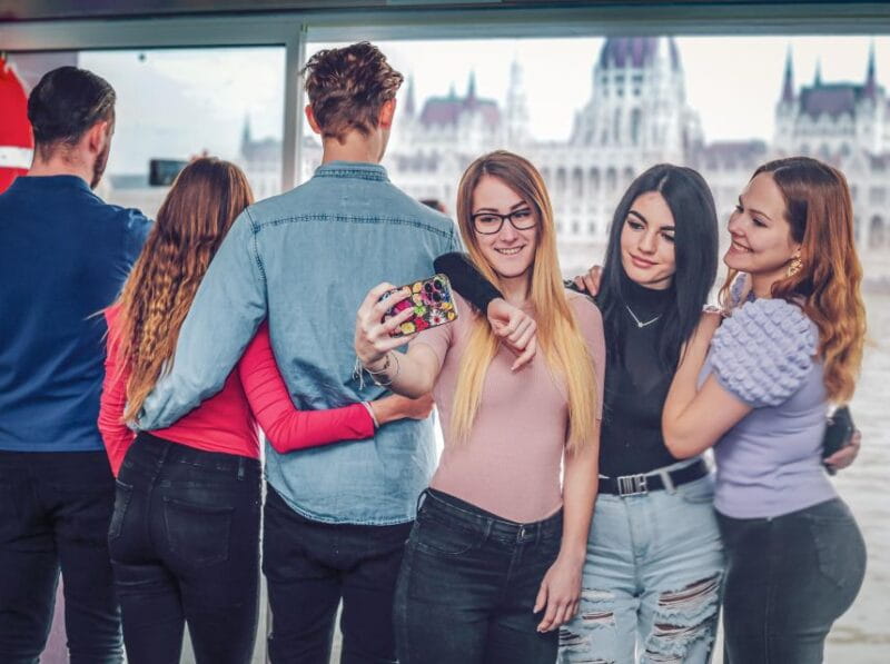 Budapest: Danube River Sightseeing Cruise with Audio Guide - Practical Tips for a Great Experience