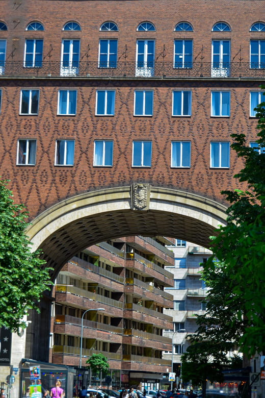 Budapest: Downtown Legends and Street Art Adventure - An Engaging Tour Through Budapest’s Urban and Historic Layers