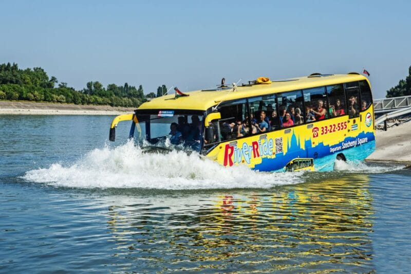 Budapest: Floating Bus Tour by Land and Water - Experiencing Budapest from Land and Water