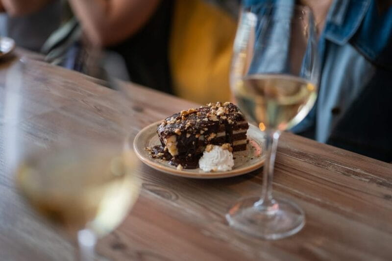 Budapest Guided Food Tour with Drinks Included - Key points / Takeaways