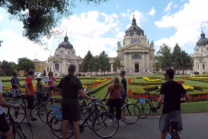 Budapest Highlights Bike Tour with local guide - FAQ