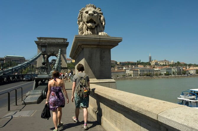 Budapest Highlights Self guided scavenger hunt and Walking Tour - Key points / Takeaways: