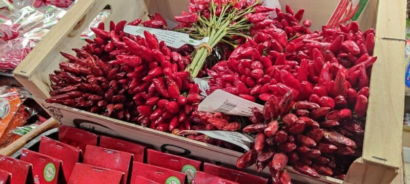 Budapest: Hungarian Cuisine in the Market Hall (german) - Exploring Budapest’s Culinary Heart at the Central Market Hall