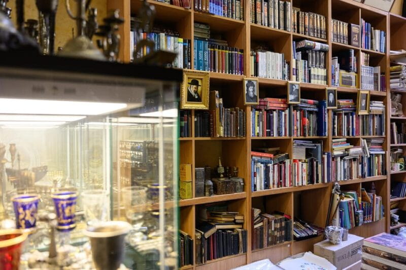 Budapest: Jewish History with Local Guide & Synagogue Ticket - Who This Tour Suits Best