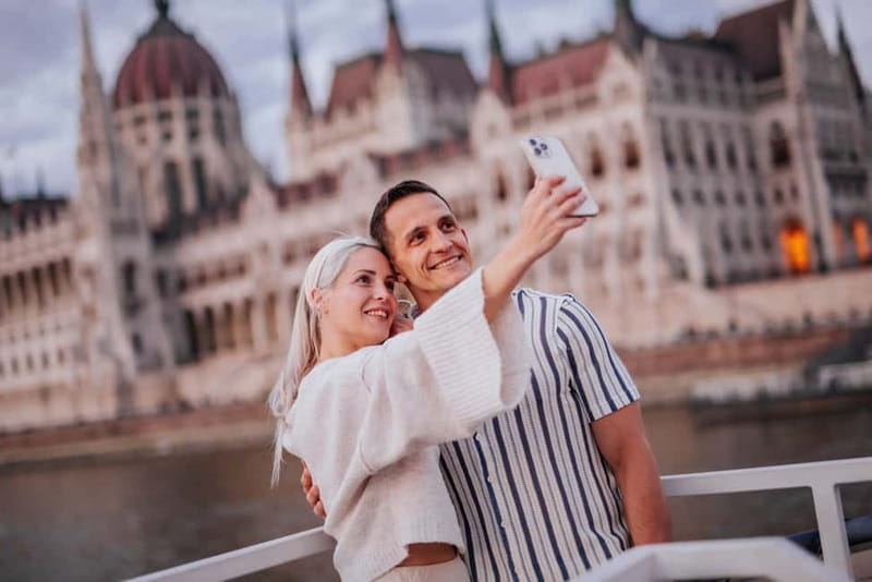 Budapest: Lotus Cruise with Unlimited Aperol and Prosecco - FAQ