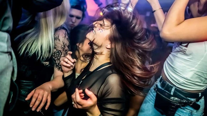 Budapest: Night Party Bus Tour  BYOB, Music & City Lights - FAQ