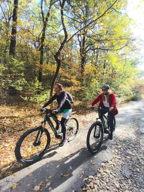 Budapest Outdoor E-bike Adventure Tour - Scenic Overlooks and Photo Stops