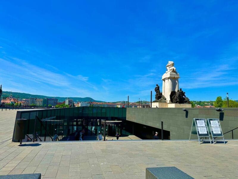 Budapest: Parliament Building Entry Ticket and Audio Guide - FAQ