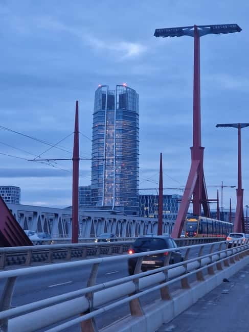 Budapest: Past & Future Tour with Unicum Tasting & MOL Visit - Exploring Budapest’s Past & Future in Four Hours