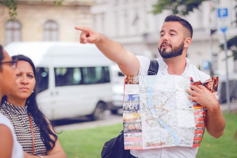 Budapest: Private 3-hour Guided City Tour by Bus - The Itinerary in Detail