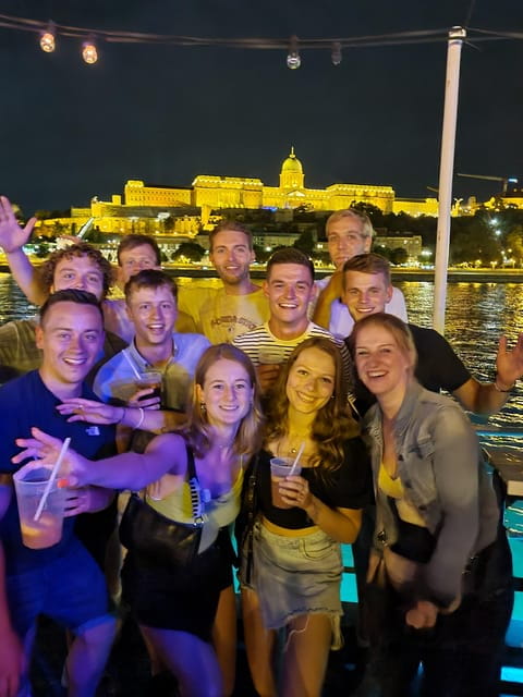 Budapest: Private, Personalized Pub Crawl, 3 drinks included - The Sum Up: The Ideal Night Out in Budapest