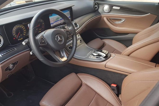 Budapest Private Round Trip Airport Transfer in a Luxury Car - Final Thoughts