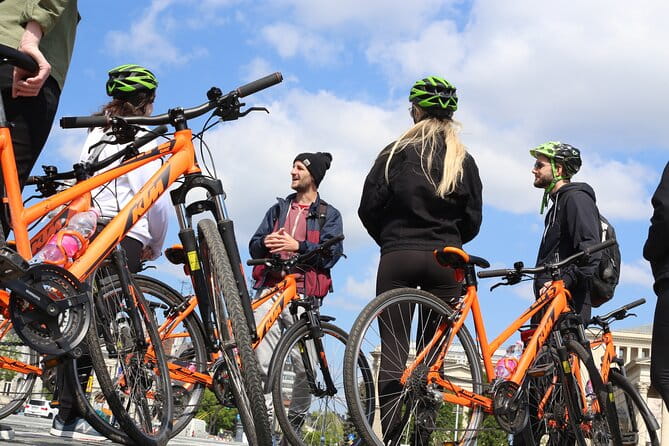 Budapest relaxed bicycle tour at sunset - Budapest Relaxed Bicycle Tour at Sunset: A Scenic Ride Through the Heart of the City