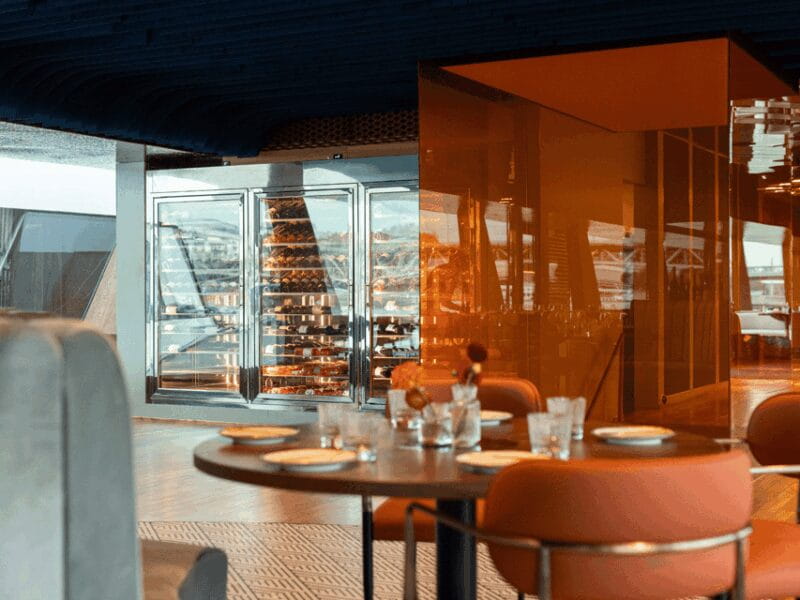 Budapest: Romantic Dinner Cruise-Live Music&Unlimited Drinks - An In-Depth Look at the Budapest Dinner Cruise Experience