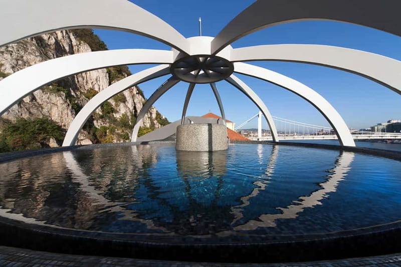 Budapest: Rudas Spa Entry with 3-Course Meal - Entering The Heart of Budapest’s Thermal Heritage